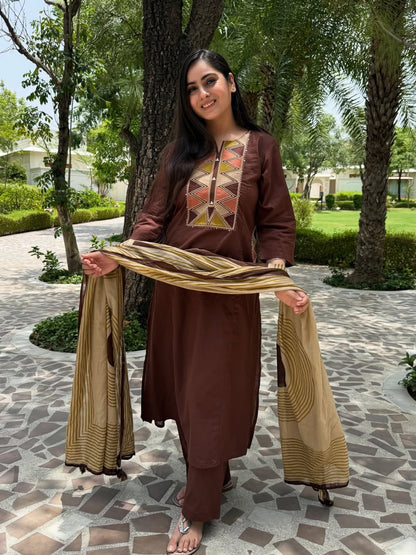 Maroon Embroidered Kurta Pant Dupatta Set
